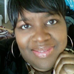 Meet your Posher, Rochelle